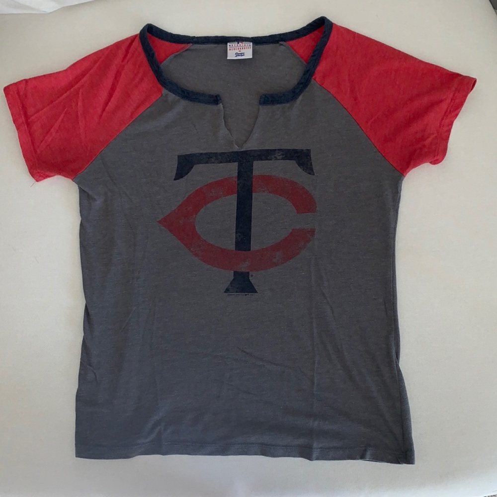 MN TWINS shirt